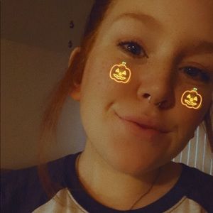 Meet your Posher, Destony